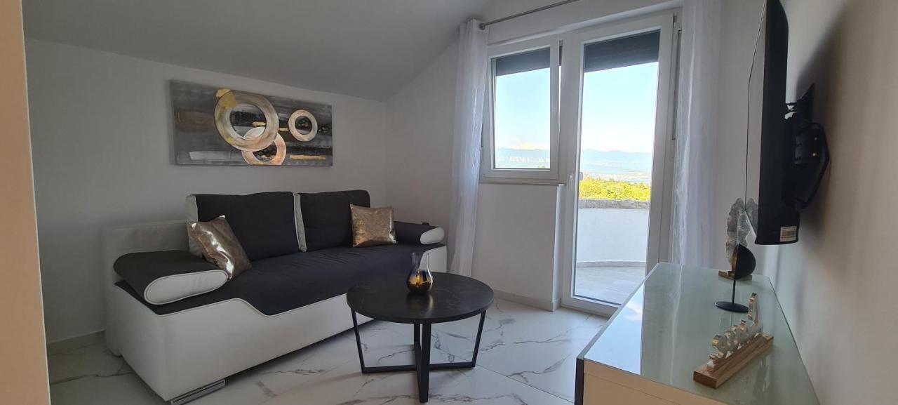Apartments Rajna Чизичі Екстер'єр фото