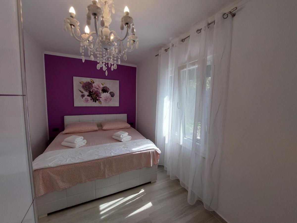 Apartments Rajna Чизичі Екстер'єр фото