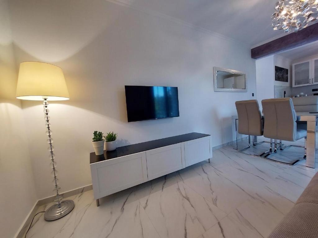 Apartments Rajna Чизичі Екстер'єр фото