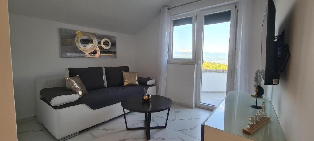 Apartments Rajna Чизичі Екстер'єр фото